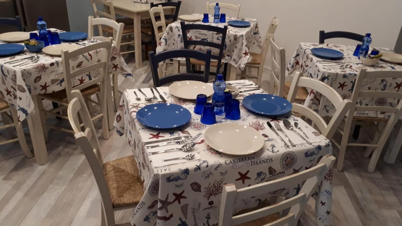 B&B Marina Blu Giardini-Naxos Buitenkant foto