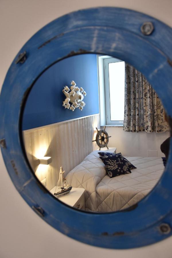 B&B Marina Blu Giardini-Naxos Buitenkant foto