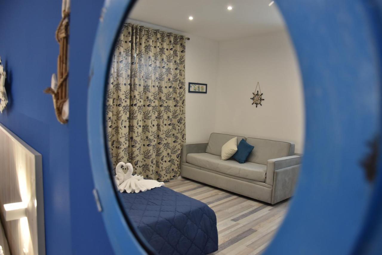 B&B Marina Blu Giardini-Naxos Buitenkant foto